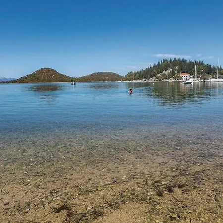 Bartulovici 公寓 *