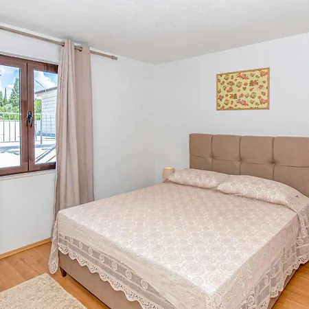 Bartulovici 布拉采