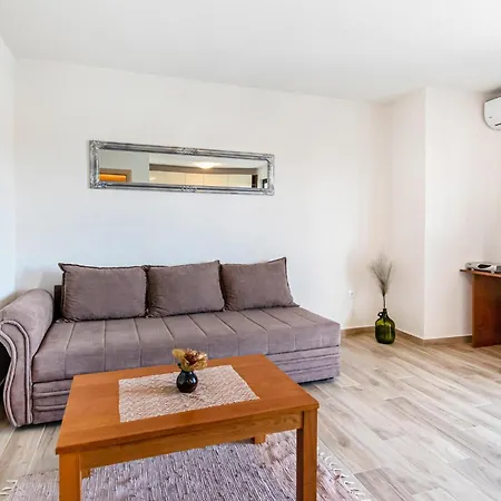 דירה Bartulovici